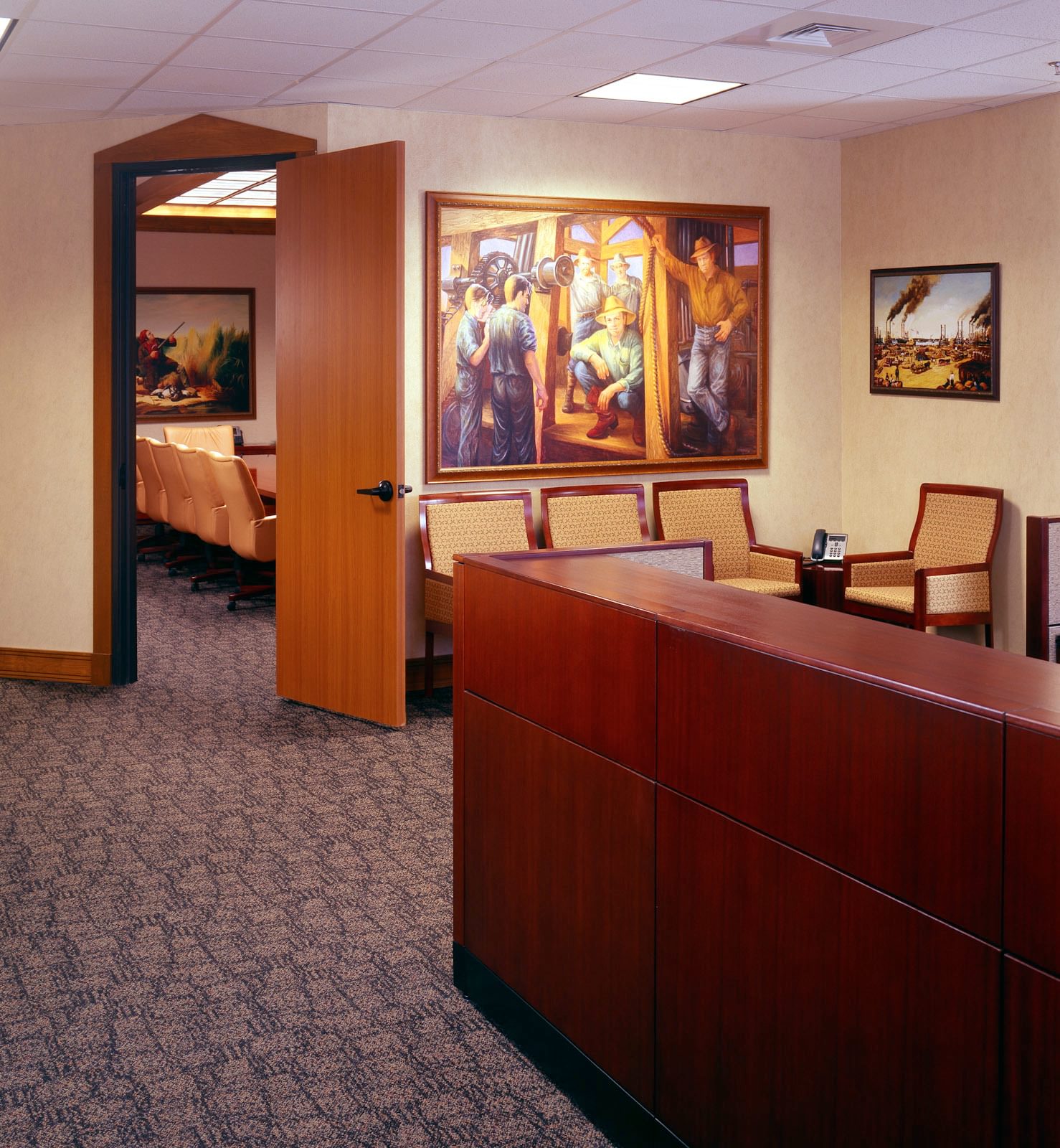Desk Conference Room